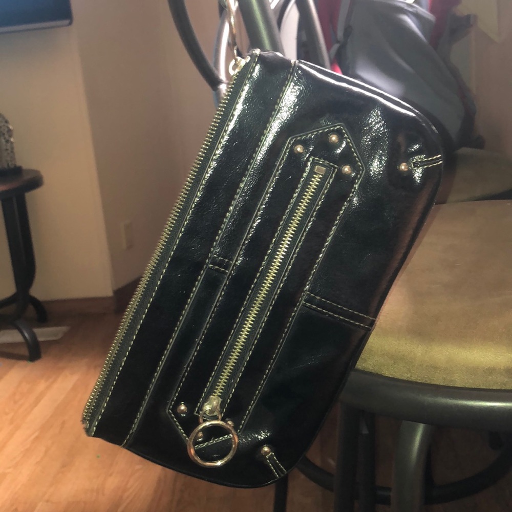 A small black bag!